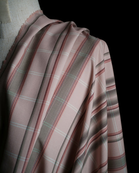 あたらしい近代服飾史の教科書（生地見本:付録）